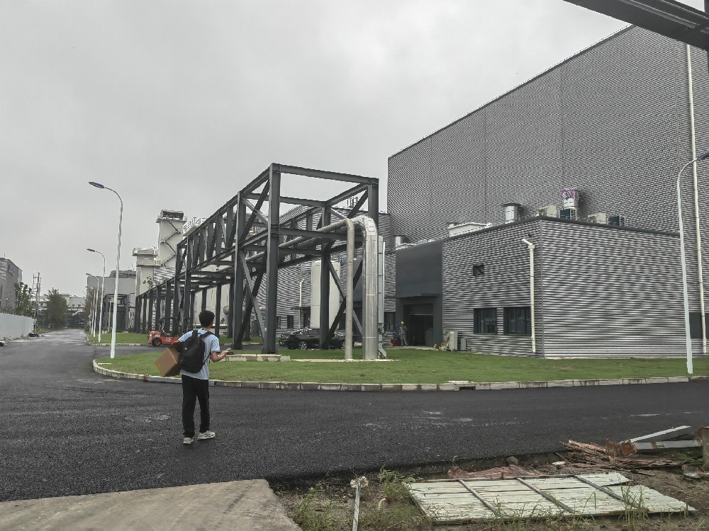 电力调整器在极端低温环境下，启动和运行会晤对哪些挑战？