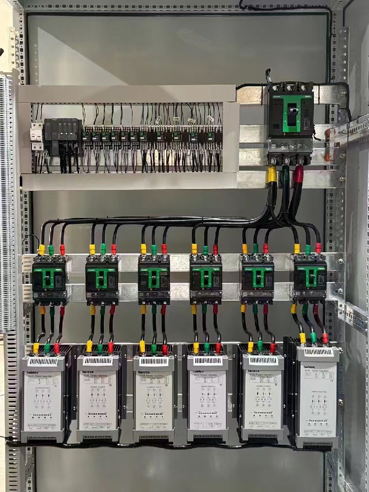 移动电力调整器后，再次装置使用出现接地不良的问题，该若何沉新查抄和处置接地？